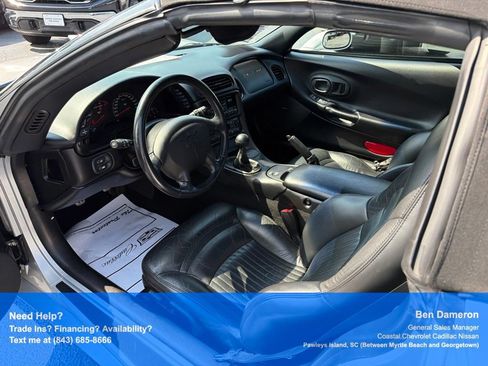 Used 2000 Chevrolet Corvette Convertible w/ Memory Pkg RWD image 3