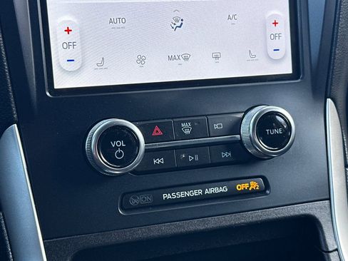 Used 2023 Ford Edge SEL w/ Convenience Package image 20