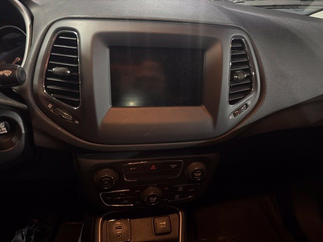 Used 2021 Jeep Compass Latitude w/ Sun and Sound Group FWD image 13