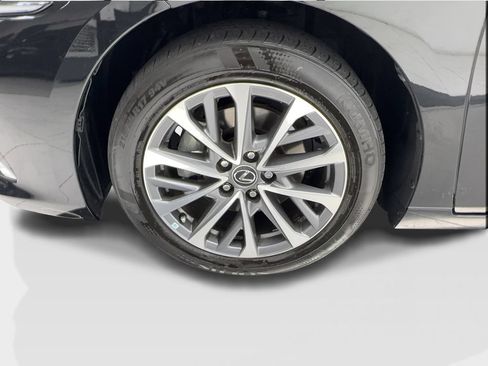 Used 2022 Lexus ES 250 w/ Accessory Package AWD/4WD image 13