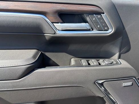 New 2026 GMC Sierra 1500 SLT AWD/4WD image 10