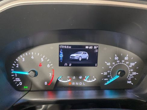 Used 2022 Ford Escape SE w/ Cold Weather Package image 2