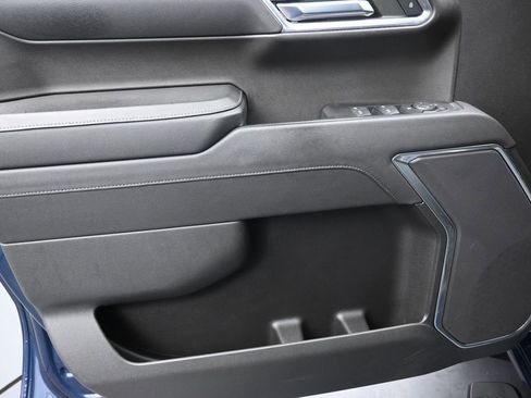 Used 2023 Chevrolet Silverado 1500 LT RWD image 12