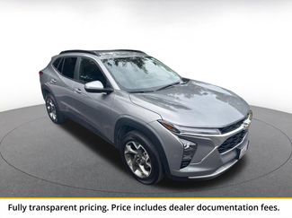 Used 2025 Chevrolet Trax LT w/ LT Convenience Package FWD video 1