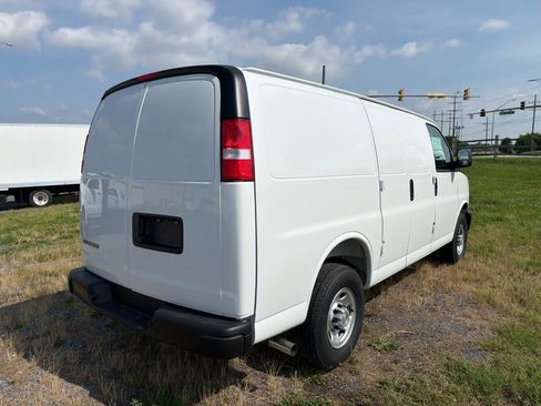 New 2026 Chevrolet Express 2500 w/ Driver Convenience Package RWD image 3