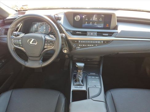 Used 2019 Lexus ES 350 image 5
