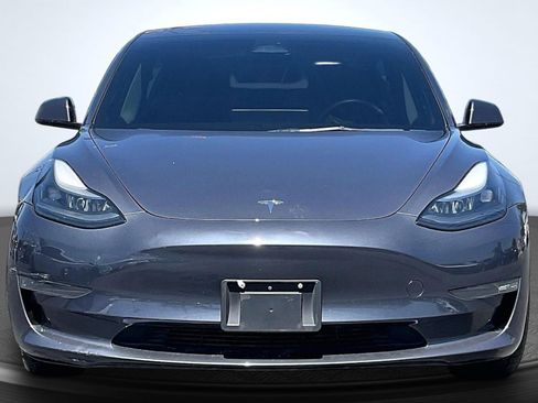 Used 2023 Tesla Model 3 Standard Range RWD image 3