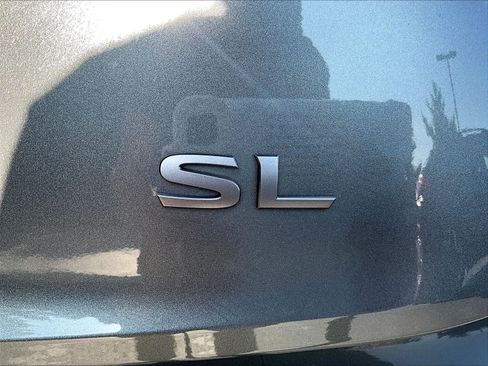 Used 2026 Nissan Rogue SL FWD image 24