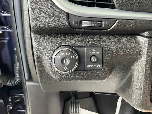Used 2015 Chevrolet Traverse LT AWD/4WD image 14
