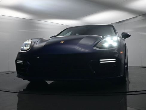 Used 2022 Porsche Panamera Turbo S image 60