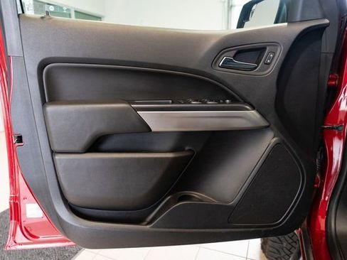 Used 2019 Chevrolet Colorado ZR2 w/ ZR2 Dusk Special Edition image 22