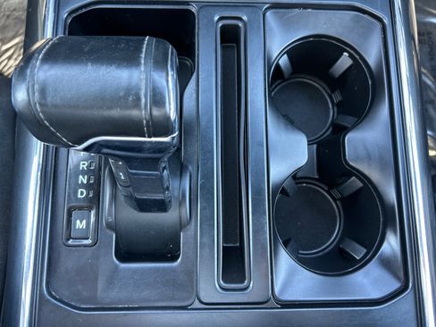 Certified 2022 Ford F150 XLT w/ Equipment Group 302A High image 31