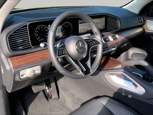 Used 2026 Mercedes-Benz GLE 350 4MATIC image 9