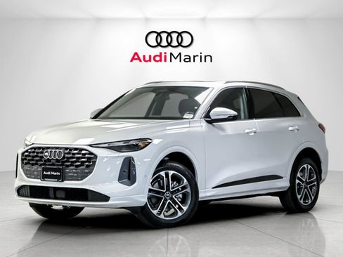 New 2026 Audi Q5 Premium image 1