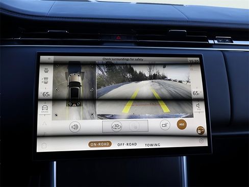 New 2026 Land Rover Range Rover SE image 23