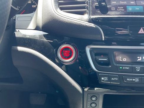 Used 2025 Honda Ridgeline Black Edition image 27