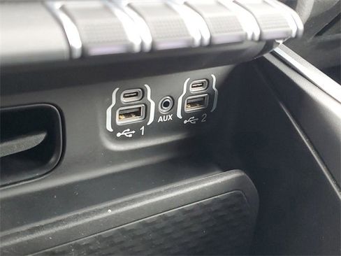 Used 2024 RAM 1500 Big Horn image 33