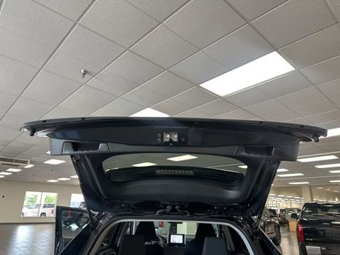 Certified 2024 Toyota RAV4 LE AWD/4WD image 21