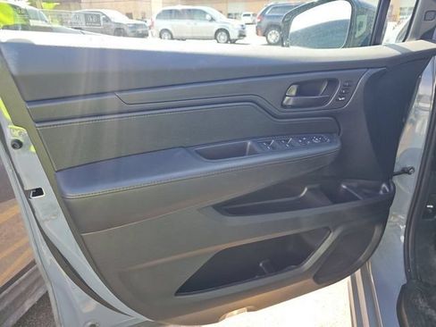 Used 2025 Honda Odyssey Sport-L image 7
