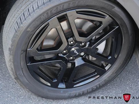 Used 2023 Kia Telluride SX X-Line AWD/4WD image 2