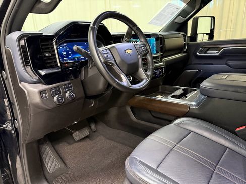 Certified 2024 Chevrolet Silverado 2500 High Country AWD/4WD image 28