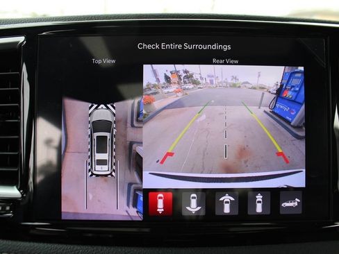 Used 2023 Chrysler Pacifica Limited w/ S Appearance Package FWD image 35