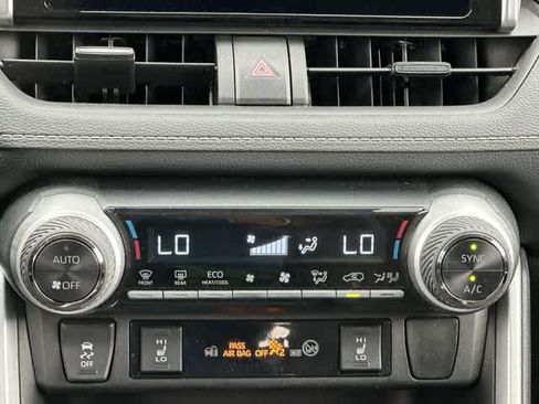 Used 2025 Toyota RAV4 XLE w/ Convenience Package AWD/4WD image 15