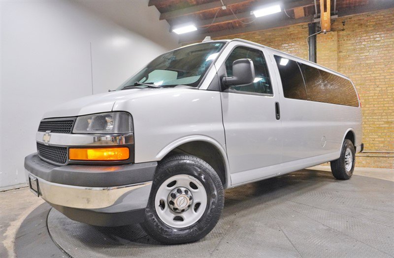 Used 2017 Chevrolet Express 3500 LT w/ LT Preferred Equipment Group RWD image 1