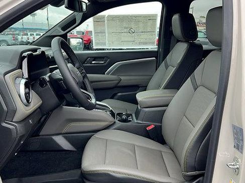 New 2026 Chevrolet Colorado ZR2 w/ Technology Package image 33