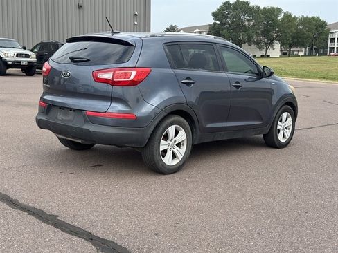 Used 2011 Kia Sportage LX w/ Convenience Pkg AWD/4WD image 3