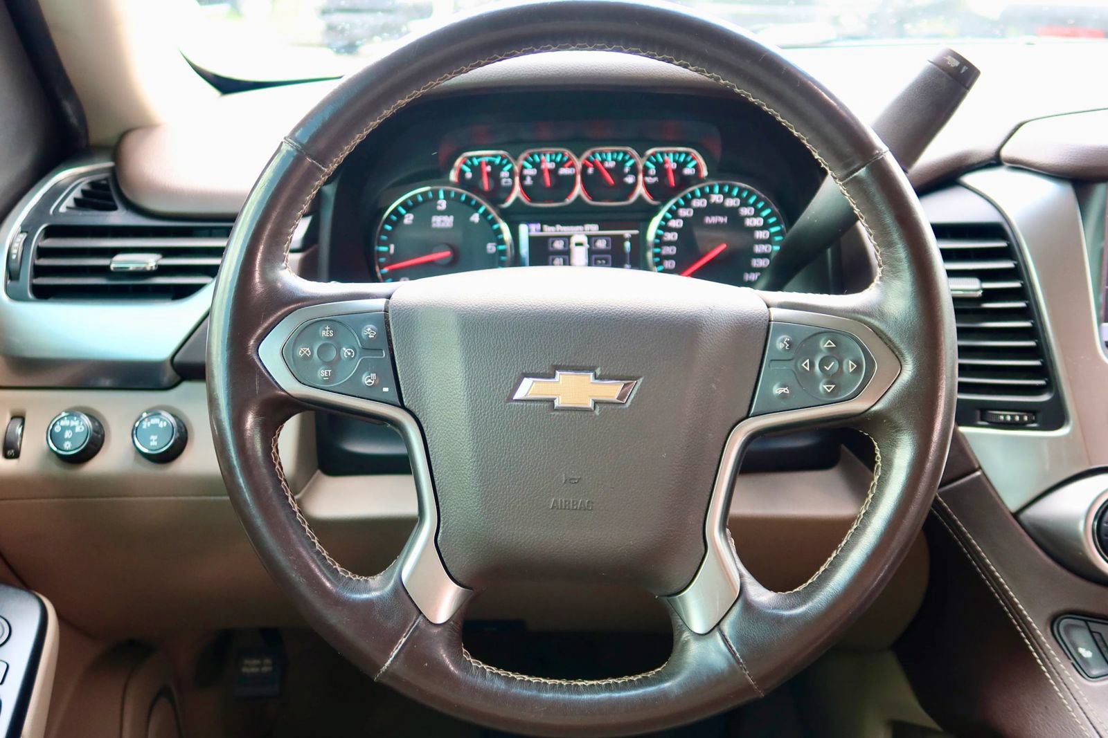 Used 2019 Chevrolet Tahoe LT AWD/4WD image 10