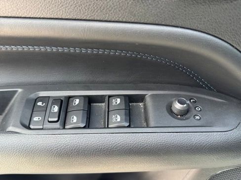 Used 2026 Jeep Compass Limited AWD/4WD image 9