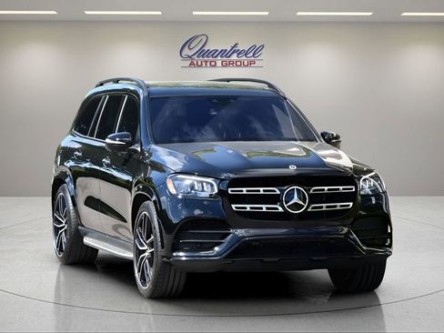 Used 2023 Mercedes-Benz GLS 580 4MATIC image 2