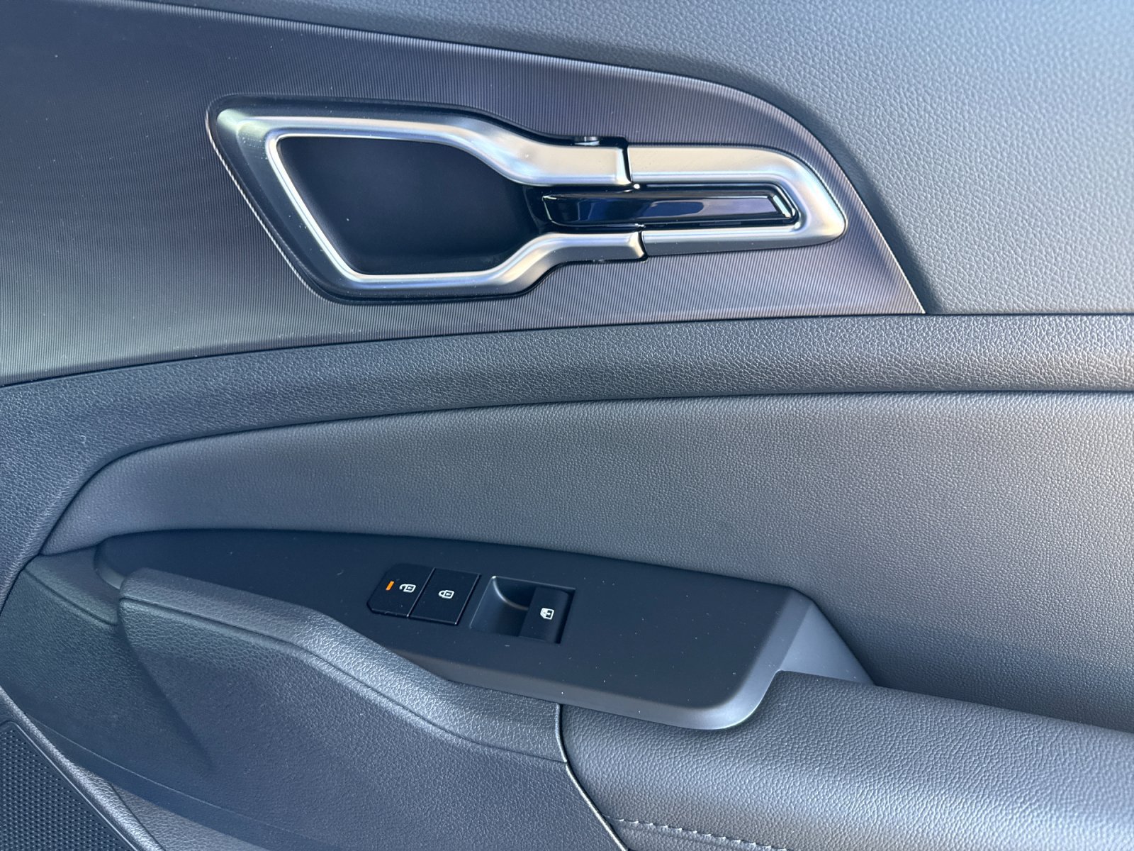 New 2026 Kia Sportage SX FWD image 19