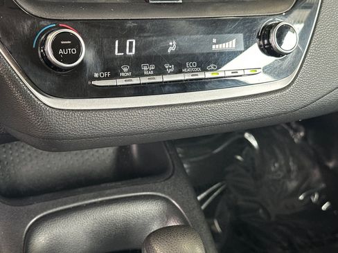 Certified 2020 Toyota Corolla LE FWD image 18