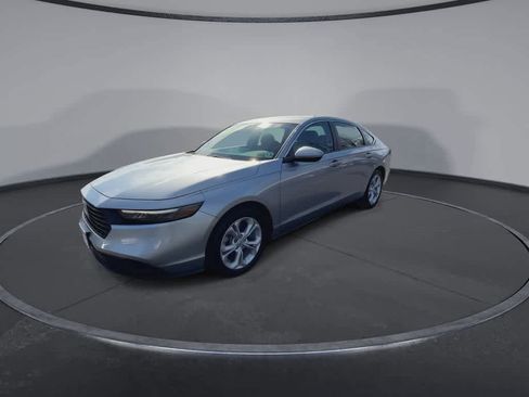 Used 2023 Honda Accord LX image 4