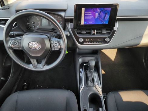 Used 2024 Toyota Corolla LE image 27
