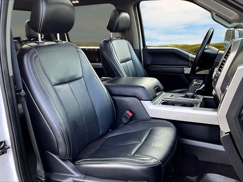 Used 2019 Ford F150 Lariat w/ Equipment Group 502A Luxury image 21