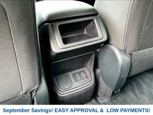 Used 2023 Subaru Ascent 8-Passenger AWD/4WD image 11