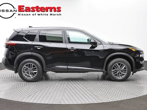 Used 2023 Nissan Rogue S AWD/4WD image 4