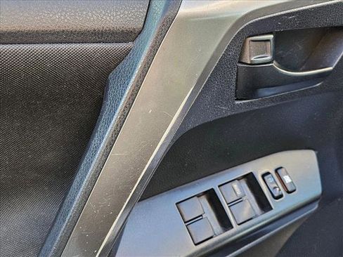 Used 2018 Toyota RAV4 LE w/ All Weather Liner Package image 7