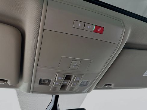 Certified 2023 Volkswagen Atlas SE AWD/4WD image 30