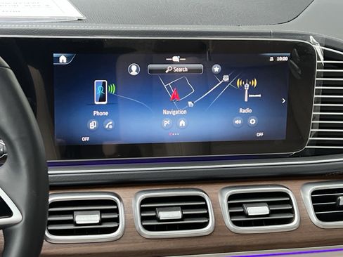 Certified 2025 Mercedes-Benz GLS 450 4MATIC image 36