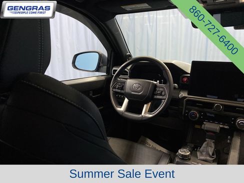 Used 2026 Toyota 4Runner TRD Off-Road Premium AWD/4WD image 40