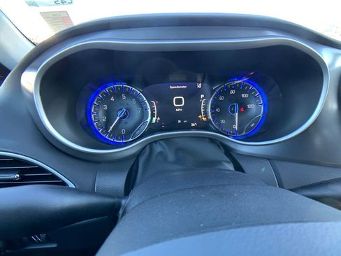 New 2026 Chrysler Voyager LX image 15