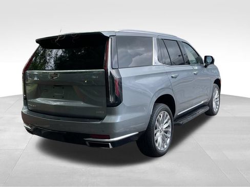Used 2024 Cadillac Escalade Premium Luxury AWD/4WD image 4