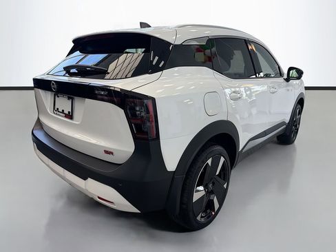 New 2026 Nissan Kicks SR image 8