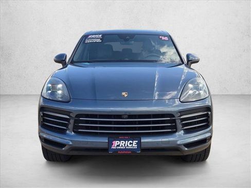 Used 2019 Porsche Cayenne AWD/4WD image 2