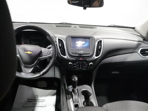 Used 2018 Chevrolet Equinox LT AWD/4WD image 16
