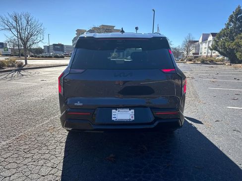 New 2026 Kia EV9 Land w/ Nightfall Edition Package AWD/4WD image 4